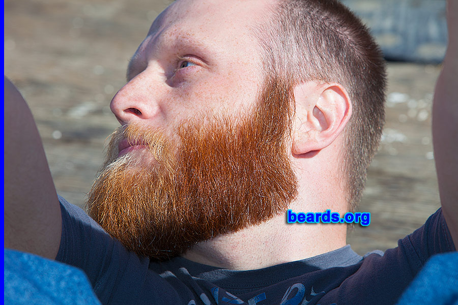 Brian
[b]Go to [url=http://www.beards.org/beard022.php]Brian's beard feature[/url][/b].
Keywords: b022.7 full_beard