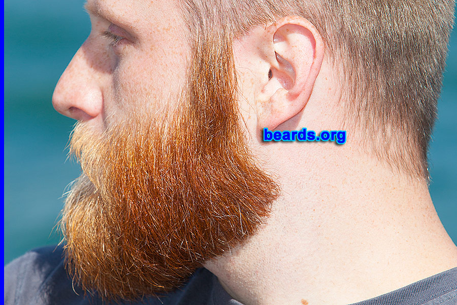 Brian
[b]Go to [url=http://www.beards.org/beard022.php]Brian's beard feature[/url][/b].
Keywords: b022.7 full_beard