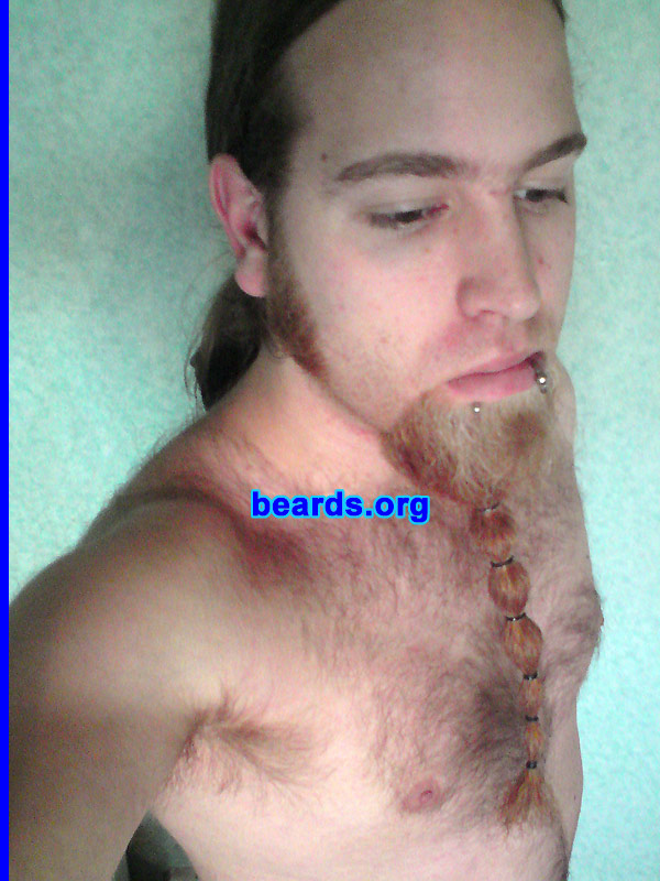 Tony
[b]Go to [url=http://www.beards.org/beard023.php]Tony's beard feature[/url][/b].
Keywords: tony.3 goatee_only