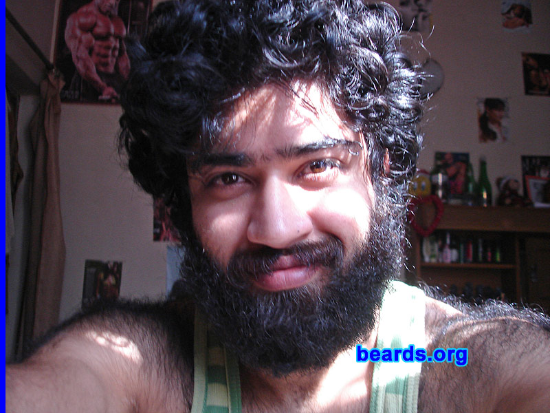 Manny
[b]Go to [url=http://www.beards.org/beard026.php]Manny's beard feature[/url][/b].
