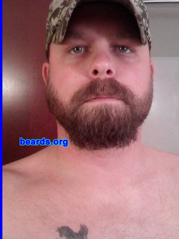Jim
[b]Go to [url=http://www.beards.org/beard027.php]Jim's beard feature[/url][/b].
Keywords: full_beard
