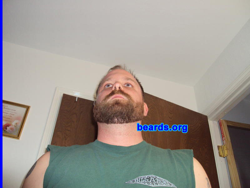 Jim
[b]Go to [url=http://www.beards.org/beard027.php]Jim's beard feature[/url][/b].
Keywords: full_beard