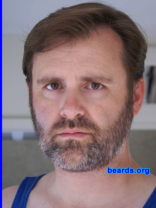 Randall
[b]Go to [url=http://www.beards.org/beard028.php]Randall's beard feature[/url][/b].
Keywords: full_beard