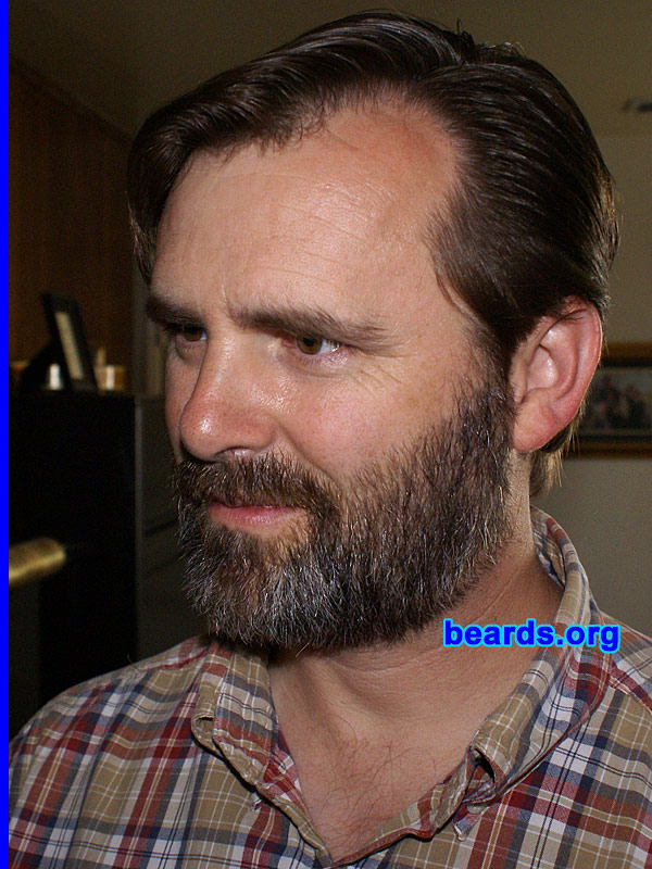 Randall
[b]Go to [url=http://www.beards.org/beard028.php]Randall's beard feature[/url][/b].
Keywords: full_beard