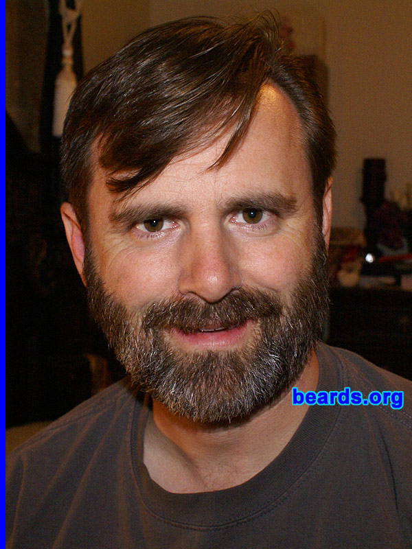 Randall
[b]Go to [url=http://www.beards.org/beard028.php]Randall's beard feature[/url][/b].
Keywords: full_beard