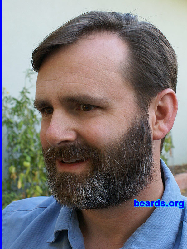 Randall
[b]Go to [url=http://www.beards.org/beard028.php]Randall's beard feature[/url][/b].
Keywords: full_beard