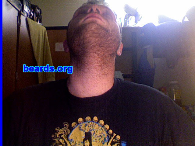 Steve
[b]Go to [url=http://www.beards.org/beard029.php]Steve's beard feature[/url][/b].
Keywords: stubble full_beard