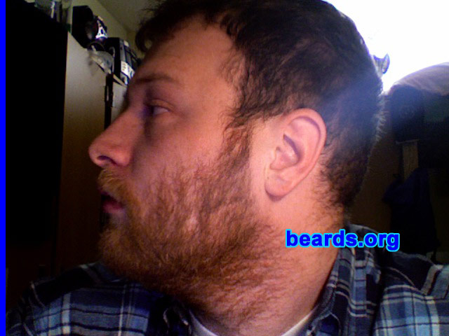 Steve
[b]Go to [url=http://www.beards.org/beard029.php]Steve's beard feature[/url][/b].
Keywords: stubble full_beard