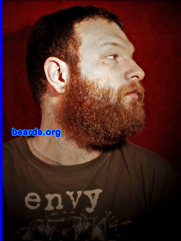 Steve
[b]Go to [url=http://www.beards.org/beard029.php]Steve's beard feature[/url][/b].

Photo by Matt Heisler.
Keywords: b29.2 full_beard