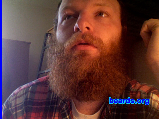 Steve
[b]Go to [url=http://www.beards.org/beard029.php]Steve's beard feature[/url][/b].
Keywords: b29.3 full_beard