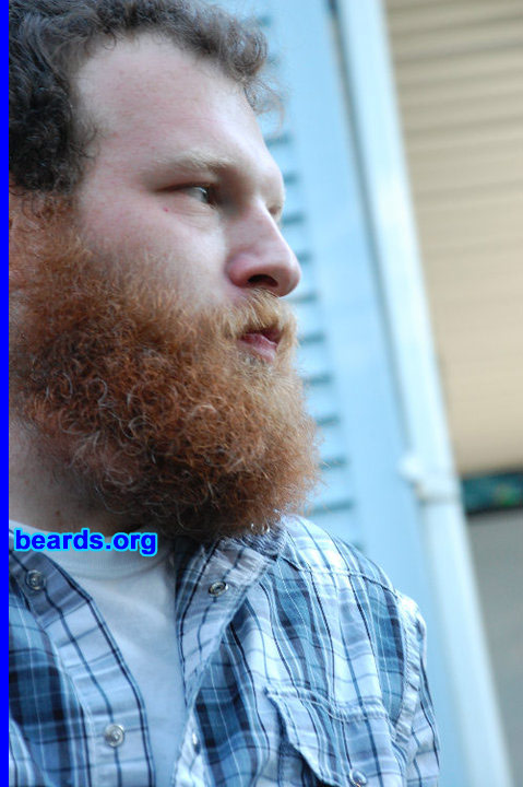 Steve
[b]Go to [url=http://www.beards.org/beard029.php]Steve's beard feature[/url][/b].
Keywords: b29.4 full_beard