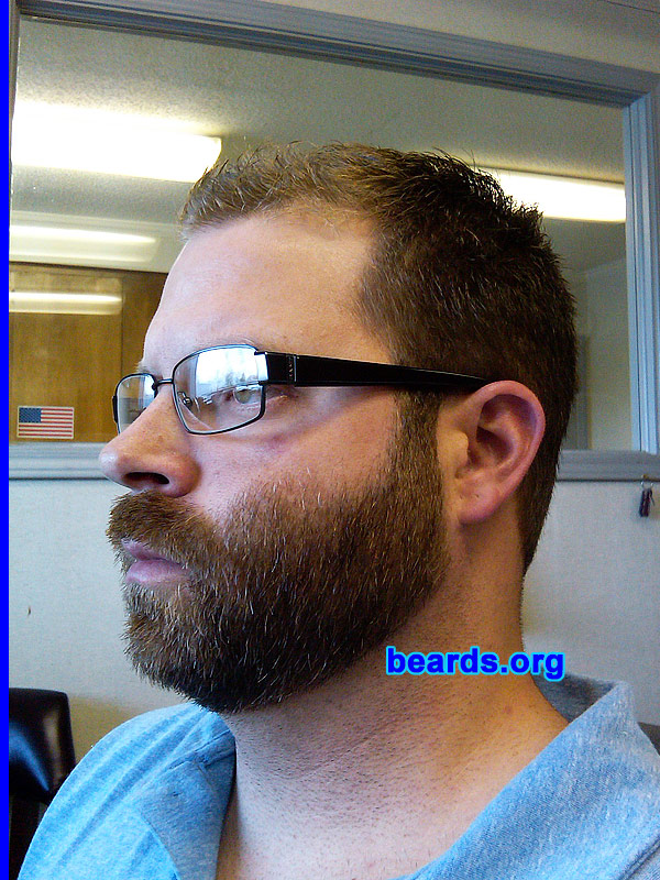 Will
[b]Go to [url=http://www.beards.org/beard034.php]Will's beard feature[/url][/b].
Keywords: full_beard