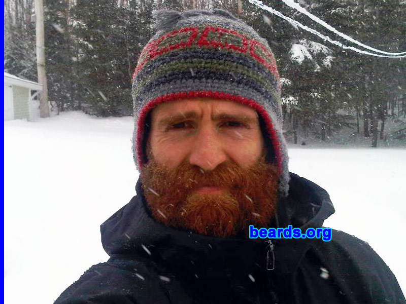 Paul
[b]Go to [url=http://www.beards.org/beard035.php]Paul's beard feature[/url][/b].
Keywords: full_beard