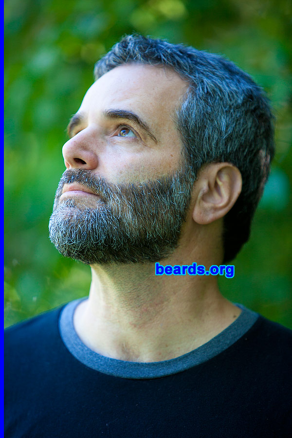Scott
[b]Go to [url=http://www.beards.org/beard038.php]Scott's beard feature[/url][/b].
Keywords: full_beard