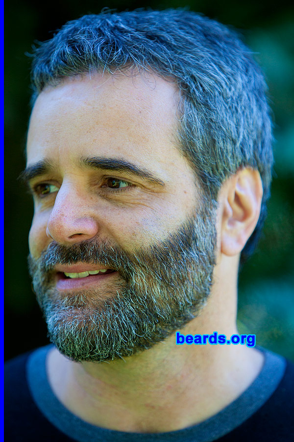 Scott
[b]Go to [url=http://www.beards.org/beard038.php]Scott's beard feature[/url][/b].
Keywords: full_beard