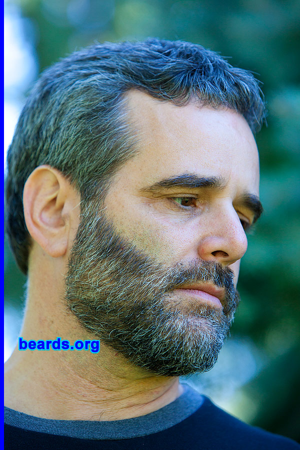 Scott
[b]Go to [url=http://www.beards.org/beard038.php]Scott's beard feature[/url][/b].
Keywords: full_beard