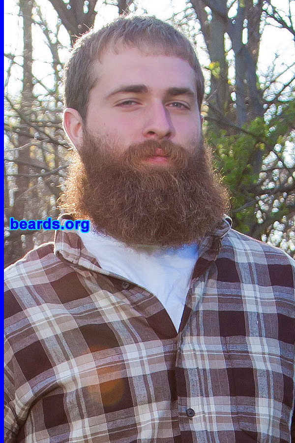 Ryan
[b]Go to [url=http://www.beards.org/beard039.php]Ryan's beard feature[/url][/b].

Photo: Jon Cole / Envisioned Memories
Keywords: full_beard