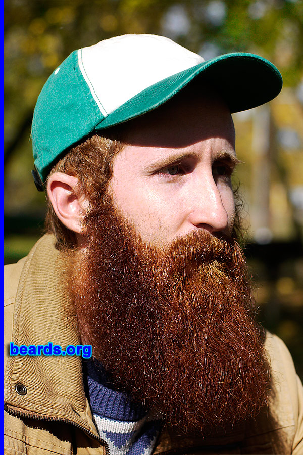 Patrick
[b]Go to [url=http://www.beards.org/beard041.php]Patrick's beard feature[/url][/b].
Keywords: full_beard