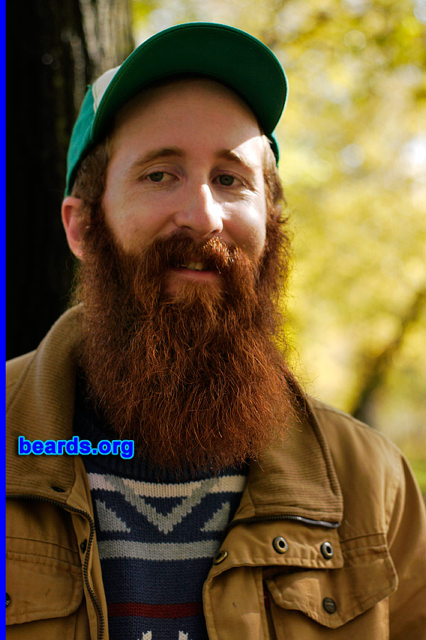 Patrick
[b]Go to [url=http://www.beards.org/beard041.php]Patrick's beard feature[/url][/b].
Keywords: full_beard