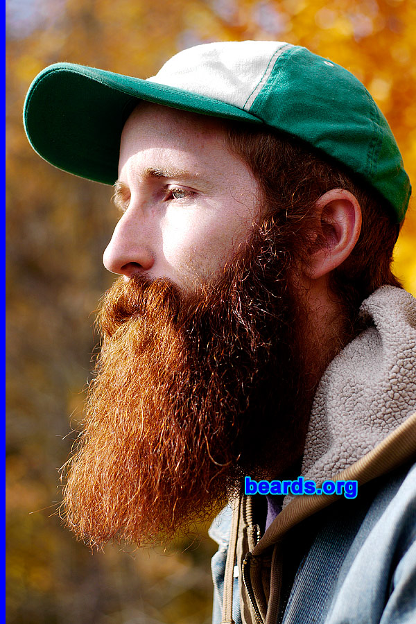 Patrick
[b]Go to [url=http://www.beards.org/beard041.php]Patrick's beard feature[/url][/b].
Keywords: full_beard