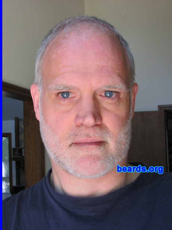 John
[b]Go to [url=http://www.beards.org/beard042.php]John's beard feature[/url][/b].
Keywords: full_beard