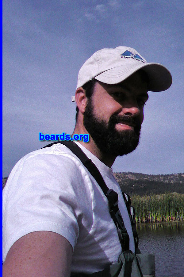 Ben
[b]Go to [url=http://www.beards.org/beard047.php]Ben's beard feature[/url][/b].
Keywords: full_beard