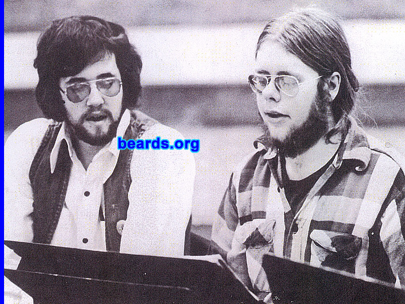 Bob
1974: In Advanced Choir with one of the other few high school beard guys.

[b]Go to [url=http://www.beards.org/beard033.php]Bob's beard feature[/url][/b].
Keywords: full_beard