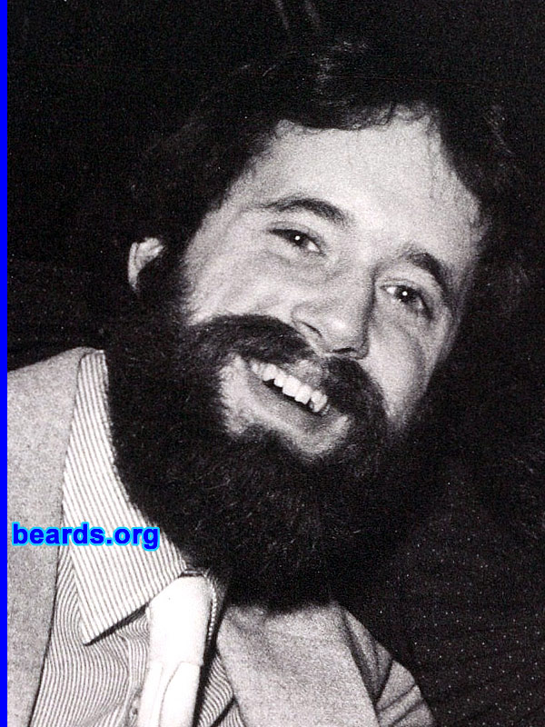 Bob
1982: Post college longer beard.

[b]Go to [url=http://www.beards.org/beard033.php]Bob's beard feature[/url][/b].
Keywords: full_beard