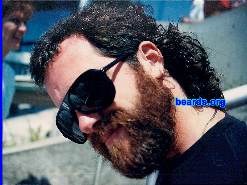 Bob
1988: This is how I looked when I met my wife.

[b]Go to [url=http://www.beards.org/beard033.php]Bob's beard feature[/url][/b].
Keywords: full_beard