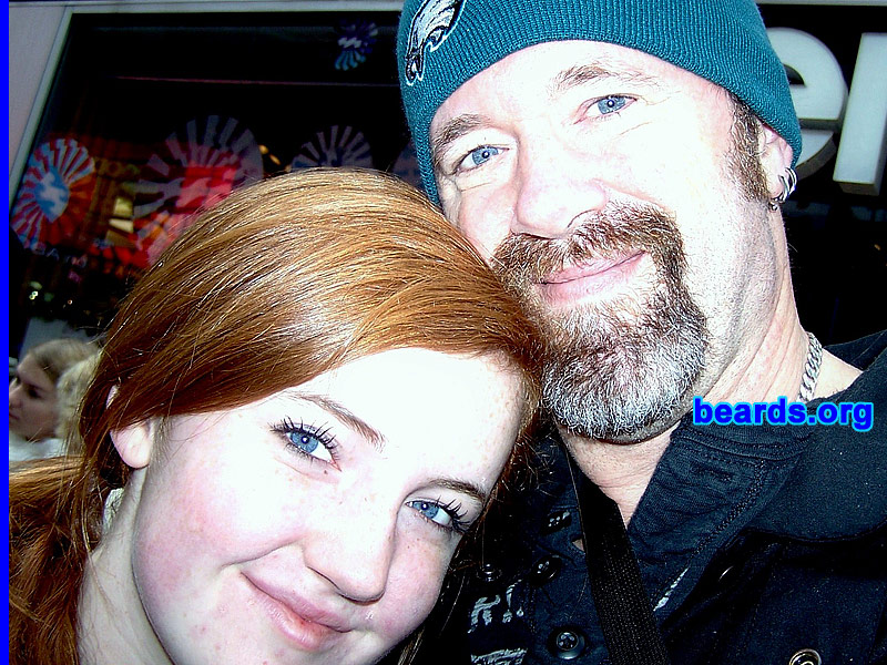 Bob
December 2009: with my daughter in NYC.

[b]Go to [url=http://www.beards.org/beard033.php]Bob's beard feature[/url][/b].
Keywords: goatee_mustache