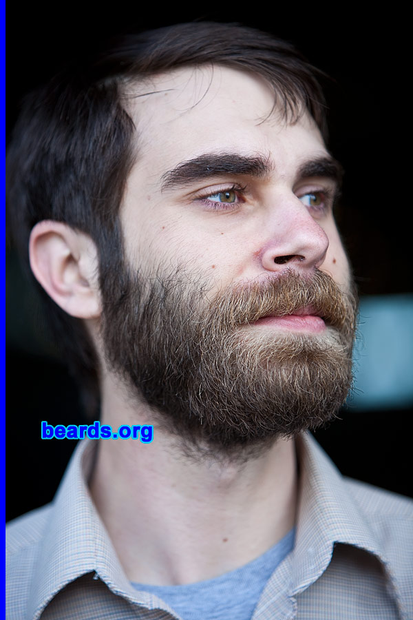 Brian
Keywords: documentary brian001.doc full_beard