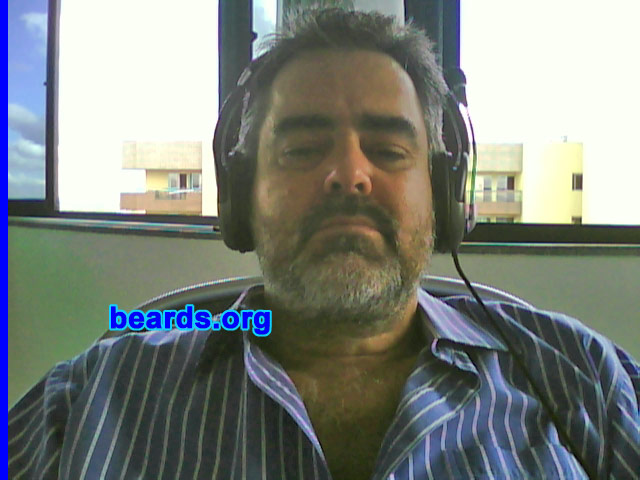 Paulo
Bearded since: 2009.  I am an occasional or seasonal beard grower.
Keywords: full_beard