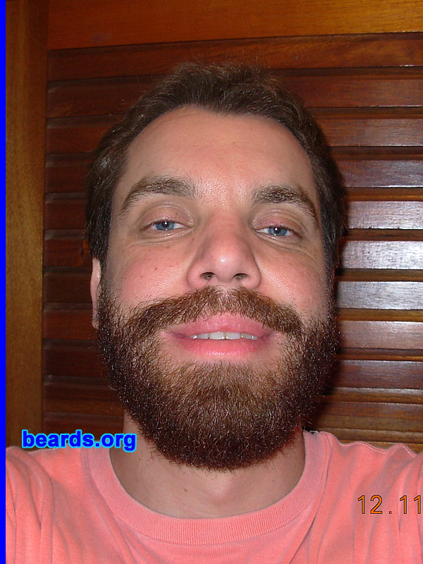 Pedro
Bearded since: 2007.

Comments:
I grew my beard because I think it's sexy.

How do I feel about my beard? I feel great about it.
Keywords: full_beard