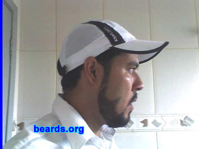 Raikard
Bearded since: 1995.  I am a dedicated, permanent beard grower.

Comments:
I let my beard grow because I feel more masculine. A bearded face is more attractive in my opinion.

I love it.  Without my beard, I feel naked.  And in the cold temperatures, my face stays warm.
Keywords: full_beard