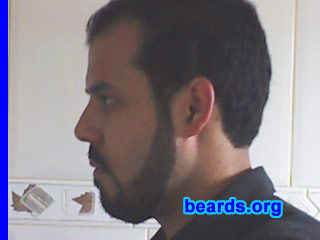 Raikard
Bearded since: 1999.  I am a dedicated, permanent beard grower.

Comments:
In my family, only I have grown a beard.

How do I feel about my beard?  Great.
Keywords: full_beard