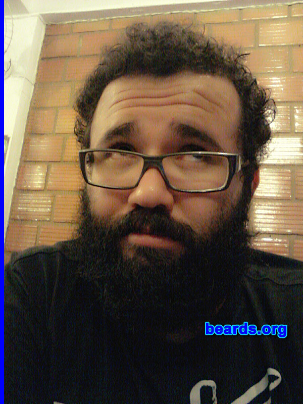 Reynolds L.P.
Bearded since: 2013. I am an experimental beard grower.
Keywords: full_beard