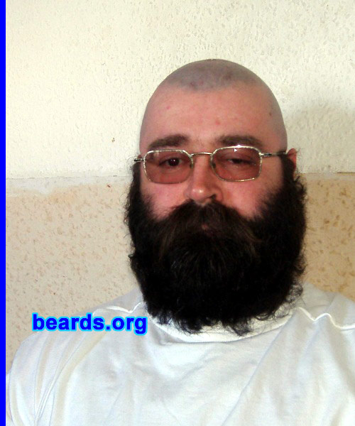 Joe
Bearded since: 2001.  I am a dedicated, permanent beard grower.

Comments:
I grew my beard because, ever since I was little, I loved beards.  So when I could grow one, I did.

How do I feel about my beard?  I think that it is good, and at a good size, that suits me well.
Keywords: full_beard