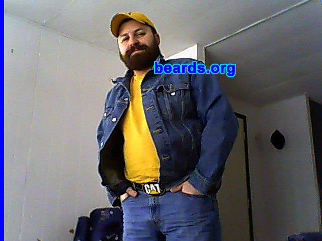 Kenneth
Bearded since: 2000. I am a dedicated, permanent beard grower.

Comments:
I grew my beard to make me feel like a man.

How do I feel about my beard? It makes me feel grown up. LOL!
Keywords: full_beard