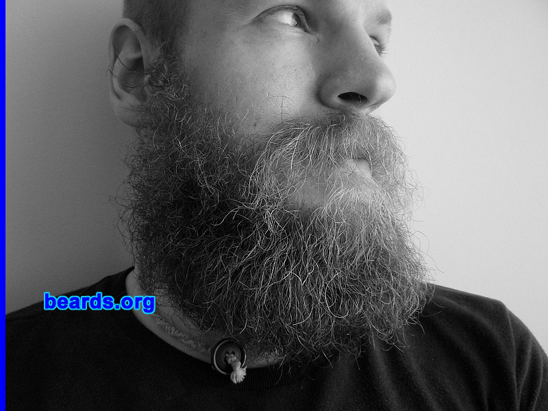 Timo
Bearded since: 2002. I am a dedicated, permanent beard grower.
Keywords: full_beard