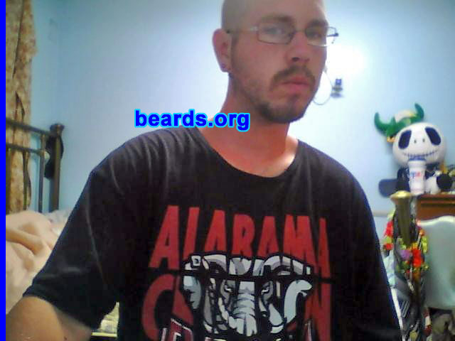 Thomas B.
Bearded since: 2011. 

Comments:
I grew my beard because I love having a beard when i do have one.

How do I feel about my beard? I feel awesome with the beard.
Keywords: full_beard