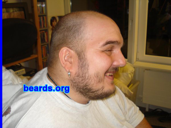 Andreas R.
Bearded since: 2009  I am a dedicated, permanent beard grower.
Keywords: full_beard