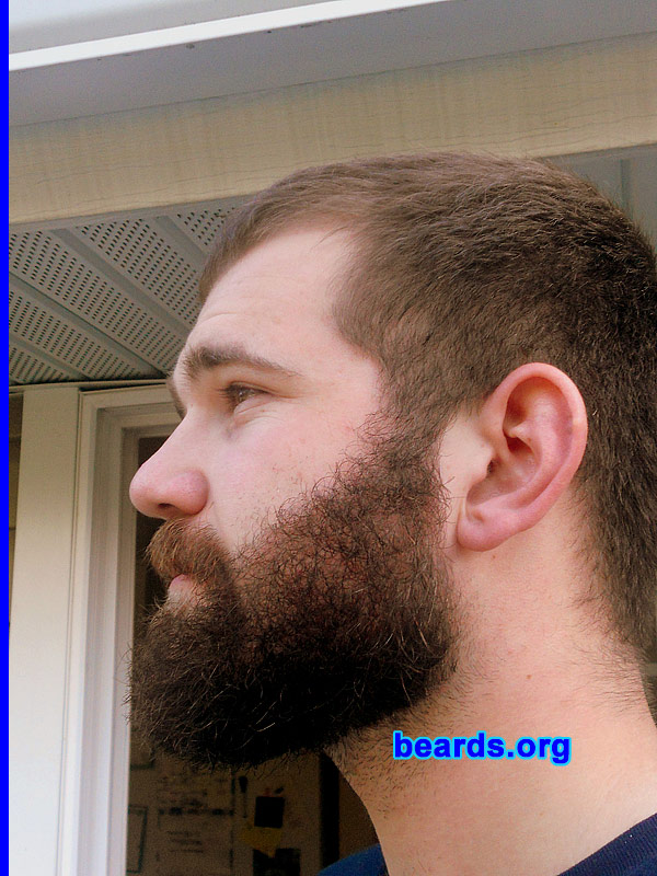 Collin
[b]Go to [url=http://www.beards.org/success_collin.php]Collin's success story[/url][/b].
Keywords: full_beard