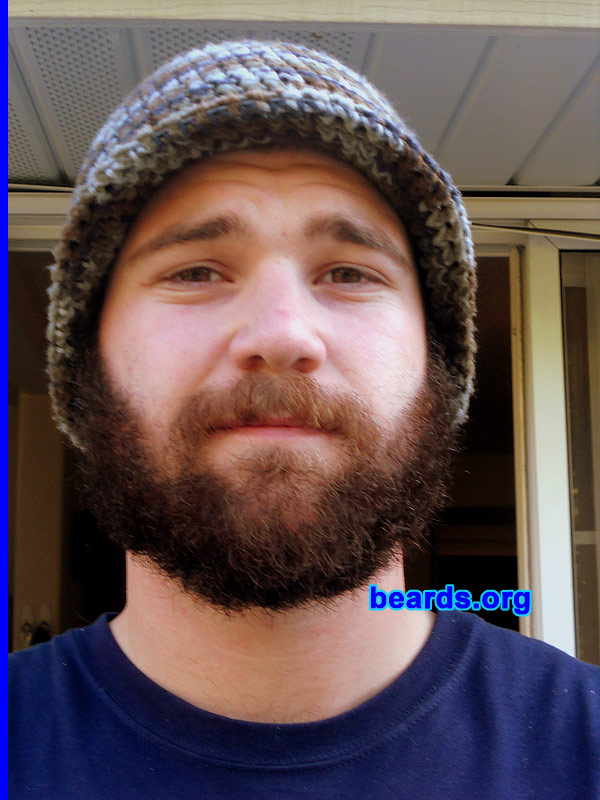 Collin
[b]Go to [url=http://www.beards.org/success_collin.php]Collin's success story[/url][/b].
Keywords: full_beard