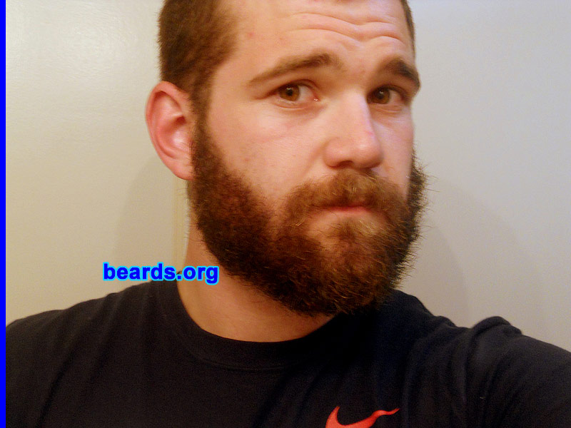 Collin
[b]Go to [url=http://www.beards.org/success_collin.php]Collin's success story[/url][/b].
Keywords: full_beard