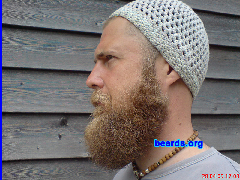 Martin M.
Bearded since: 2001.  I am a dedicated, permanent beard grower.

Comments:
I have now realized a dream I had hidden for years due to societal norms.  

I encourage all real men to grow a beard!

I love my beard...a beard is magic.

Also see Martin [url=http://www.beards.org/images/displayimage.php?pid=13757]here[/url]
Keywords: full_beard