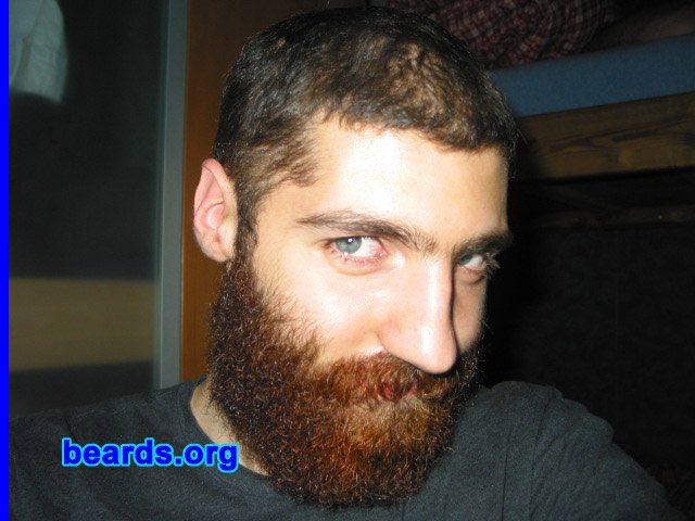 Dan
[b]Go to [url=http://www.beards.org/dan.php]Dan's success story[/url][/b].
Keywords: dan.002 full_beard