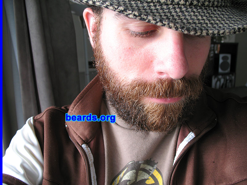 Dave
[b]Go to [url=http://www.beards.org/dave.php]Dave's success story[/url][/b].
Keywords: Dave.2 Dave_feature full_beard