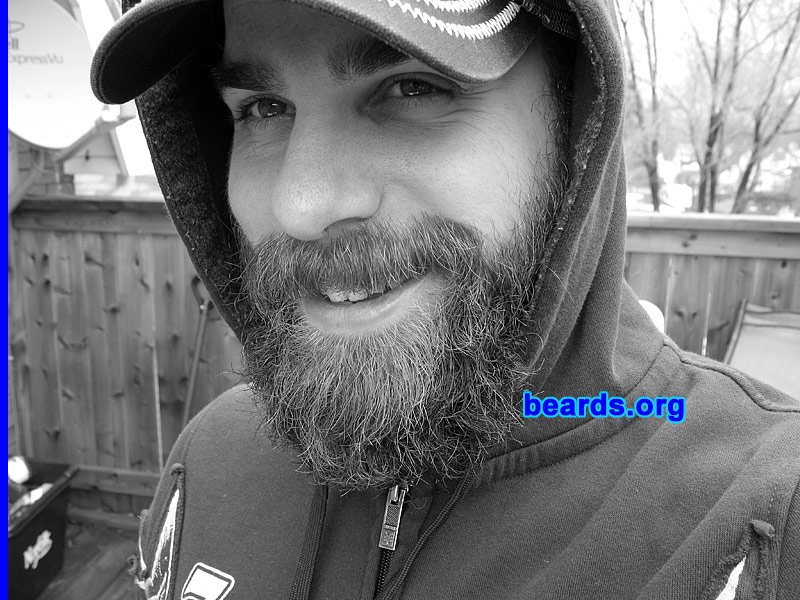 Dave
[b]Go to [url=http://www.beards.org/dave.php]Dave's success story[/url][/b].
Keywords: Dave.6 Dave_feature full_beard