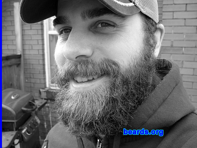 Dave
[b]Go to [url=http://www.beards.org/dave.php]Dave's success story[/url][/b].
Keywords: Dave.6 Dave_feature full_beard