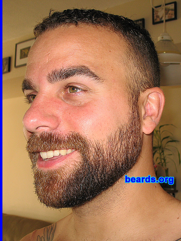 Dave
Keywords: Dave.10 Dave_feature full_beard